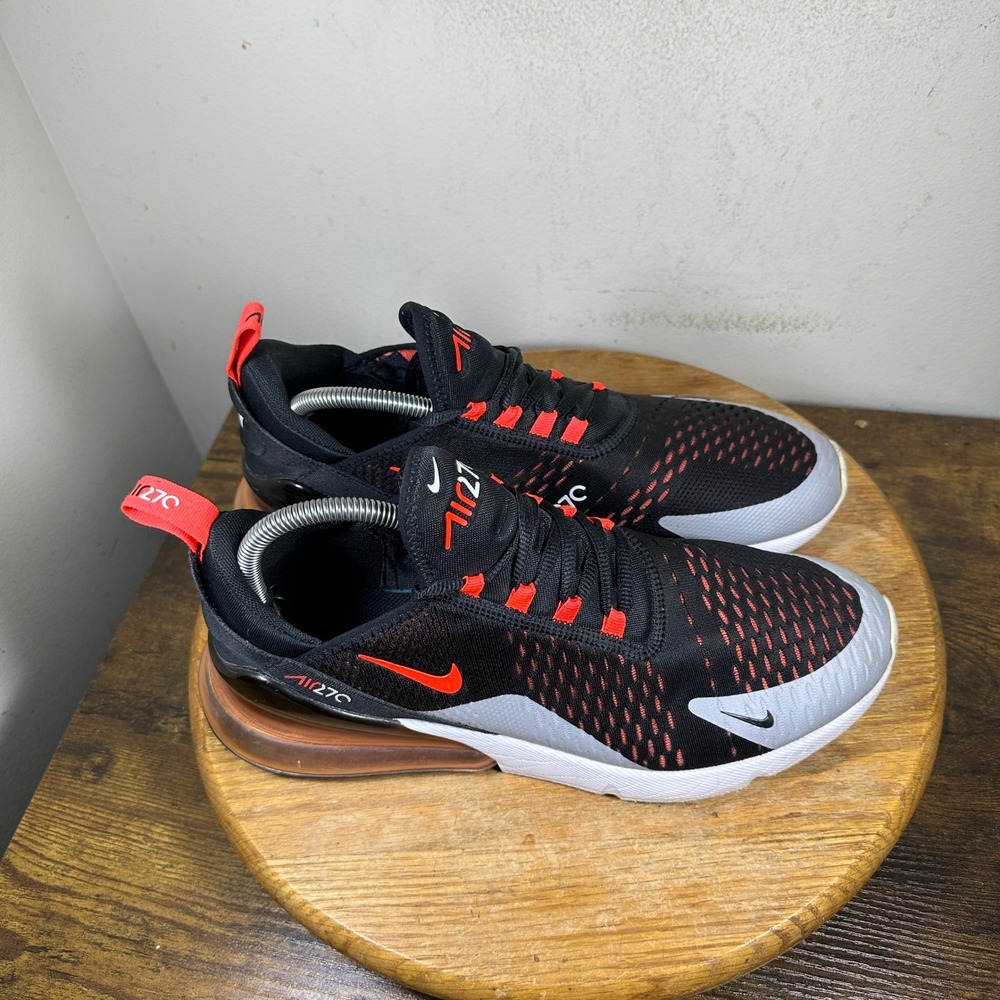 Nike Air Max 270 Mens Size 10 Black Habanero Red AH8050-015 Shoes